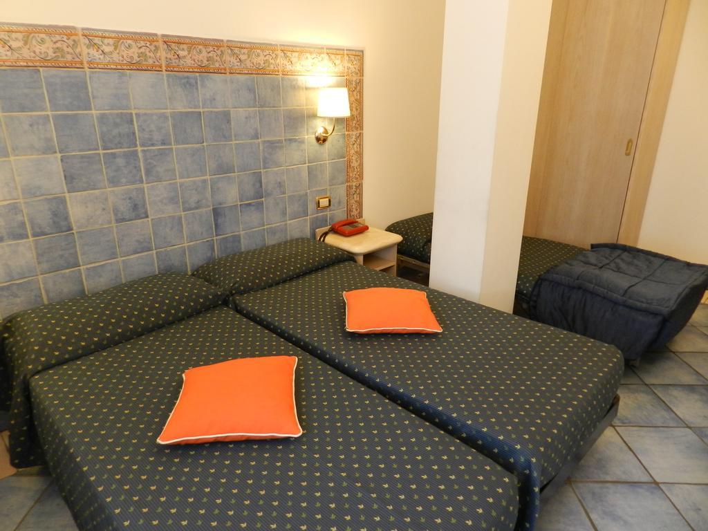 Hotel Punta Mesco Monterosso al Mare Room photo